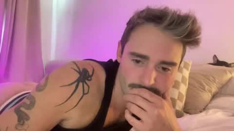jessndjay1992 online show from October 1, 2025, 8:48 pm