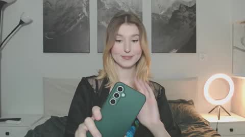 Snapshot of jessstonem chatting on October 22, 2025, 9:03 pm jessstonem online show from October 22, 2025, 9:03 pm