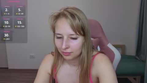 Snapshot of jessy_comely chatting on October 5, 2025, 11:08 am Jessy online show from October 5, 2025, 11:08 am