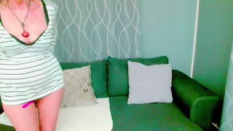 jessy curt online show from October 3, 2025, 10:34 am