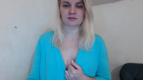 jessyangels online show from February 12, 2026, 5:52 pm