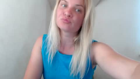 jessyangels online show from June 21, 2026, 4:31 pm