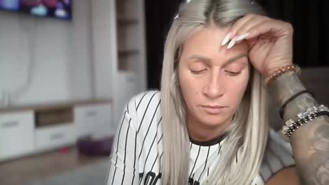 Jessye online show from October 16, 2025, 10:05 am