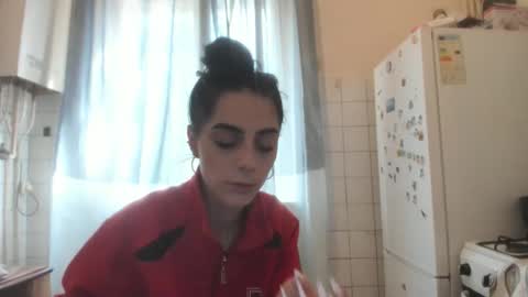 Jessy online show from October 10, 2025, 11:31 am