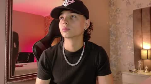 Snapshot of jessywhite1 chatting on July 12, 2026, 10:01 pm Jessy online show from July 12, 2026, 10:01 pm