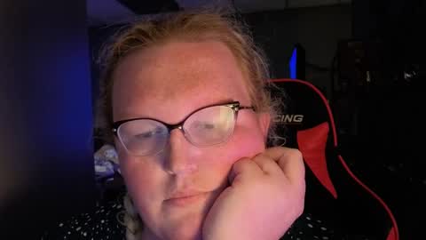 Snapshot of jestar625 chatting on September 14, 2025, 8:19 pm JesikaStar625 online show from September 14, 2025, 8:19 pm