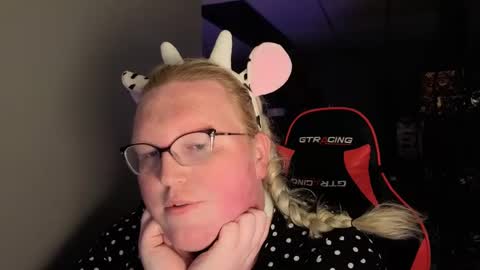 Snapshot of jestar625 chatting on September 15, 2025, 7:25 pm JesikaStar625 online show from September 15, 2025, 7:25 pm