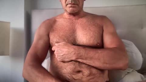 Jesuiscoquin online show from November 29, 2025, 7:44 am