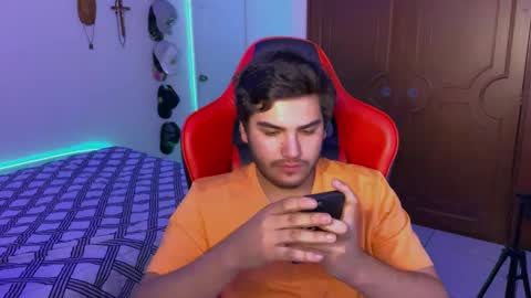 HotBoy online show from January 10, 2025, 5:47 am