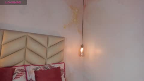 Jessica online show from October 23, 2025, 7:45 pm