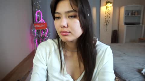 Hi all. My name is Naomi and Im glad to see you in my room  online show from December 7, 2024, 12:19 am