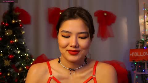 Hi all. My name is Naomi and Im glad to see you in my room  online show from December 21, 2024, 4:14 pm