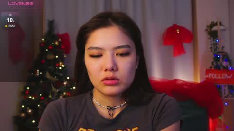 Hi all. My name is Naomi and Im glad to see you in my room  online show from December 26, 2024, 4:14 pm