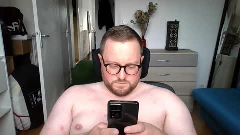 Snapshot of jeuneloup92 chatting on October 24, 2025, 3:19 pm jeuneloup92 online show from October 24, 2025, 3:19 pm