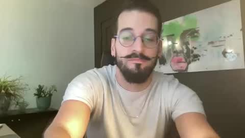 JEUNEMEK007 online show from October 14, 2025, 2:40 pm