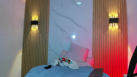 jeus_stanley online show from May 2, 2026, 4:50 am