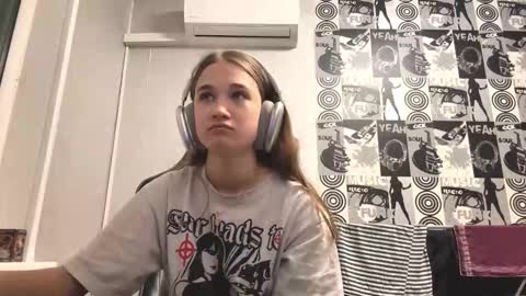 Snapshot of jewelldurham chatting on November 26, 2025, 3:24 pm Helgi online show from November 26, 2025, 3:24 pm