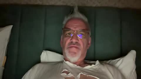 jewlronny online show from October 7, 2025, 6:27 pm