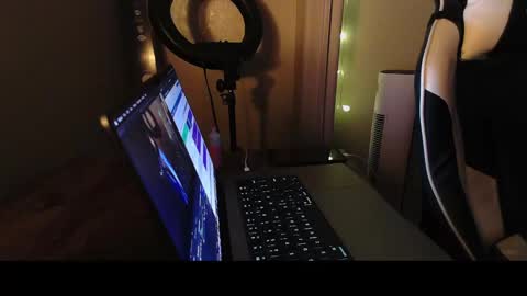 Snapshot of jexrs chatting on October 7, 2025, 11:07 am jexrs online show from October 7, 2025, 11:07 am