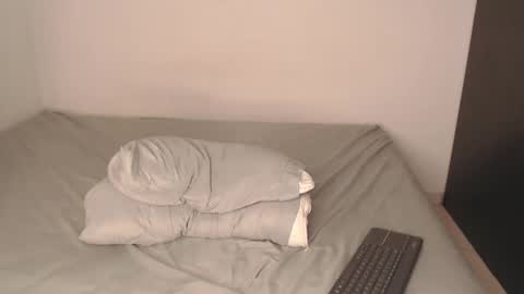 Snapshot of jey_foxx chatting on January 30, 2025, 1:33 am jey_foxx online show from January 30, 2025, 1:33 am