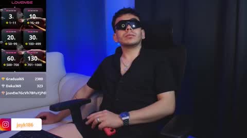 jey_saint online show from December 5, 2025, 10:57 am