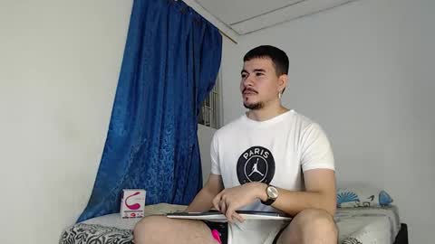 Juan David online show from October 22, 2025, 12:44 am