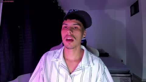 Snapshot of jeyden_camilo chatting on June 6, 2026, 1:00 am Jeyden Camilo online show from June 6, 2026, 1:00 am