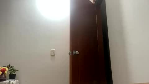 Stif Universe online show from September 17, 2025, 10:06 am