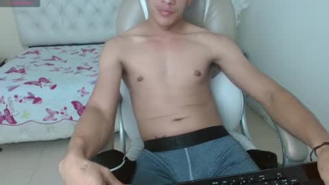 Jheider R. online show from December 9, 2024, 7:06 am