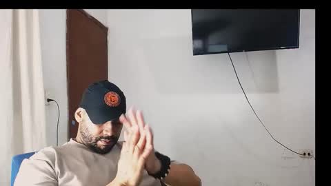 En moreno online show from January 6, 2026, 4:11 pm