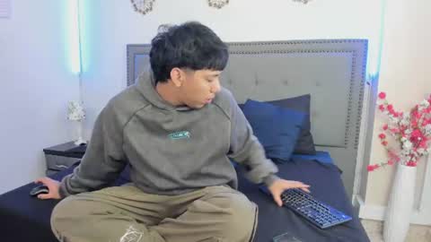 jhoan_evans online show from June 19, 2026, 4:50 am