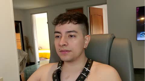 Snapshot of jhoan_saenz chatting on September 28, 2025, 4:56 pm Jhoan Saenz online show from September 28, 2025, 4:56 pm