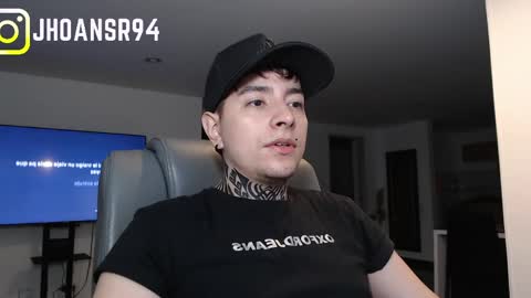 Jhoan Saenz online show from May 12, 2026, 2:08 am