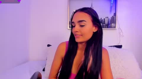 Jhoana  online show from October 1, 2025, 6:47 pm