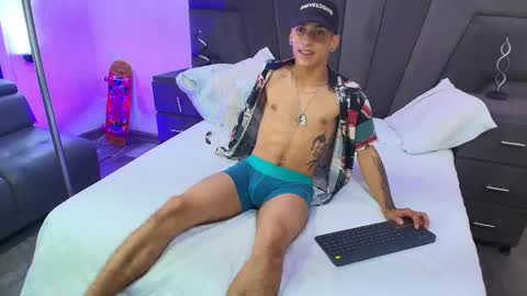 jhoanleandro online show from February 8, 2025, 7:37 am