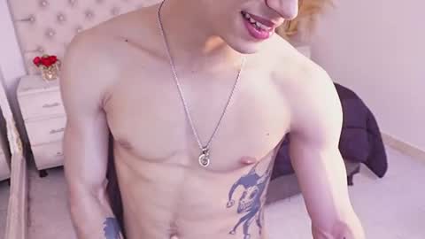 jhoanleandro online show from June 18, 2026, 9:14 am