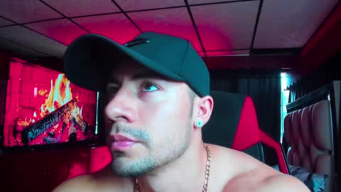 Jhojan Strong  online show from February 6, 2025, 7:29 pm