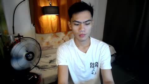 jhon_cummer online show from June 15, 2026, 2:08 pm