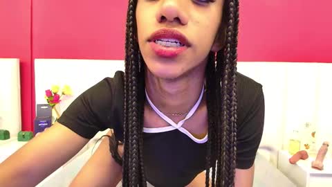 jhon online show from October 29, 2025, 1:35 pm