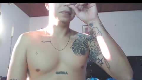 Snapshot of jhon_tommy chatting on December 13, 2024, 1:01 pm jhon tommy online show from December 13, 2024, 1:01 pm