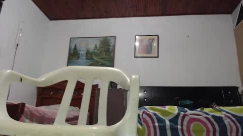 Snapshot of jhon_tommy chatting on February 4, 2025, 10:45 pm jhon tommy online show from February 4, 2025, 10:45 pm