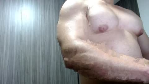 jhon_walkersky online show from June 18, 2026, 1:17 am