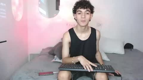 jhonay__cute online show from June 29, 2026, 3:35 am