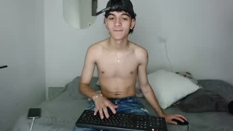 jhonay__cute online show from July 11, 2026, 12:13 am