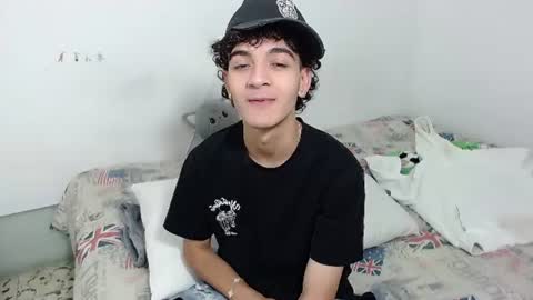 jhonay__cute online show from August 4, 2026, 9:45 am