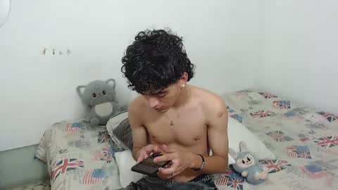 jhonay__cute online show from August 6, 2026, 8:38 am
