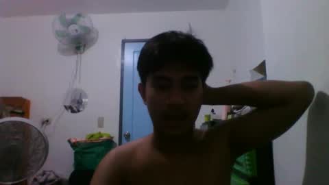 jhonlloydbutanas online show from October 24, 2025, 5:09 pm