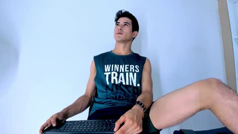 Snapshot of jhonn_rhyss chatting on December 6, 2024, 3:30 am Jhon online show from December 6, 2024, 3:30 am