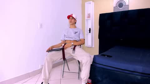 Snapshot of jhonn_rhyss chatting on March 3, 2025, 1:42 am Jhon online show from March 3, 2025, 1:42 am