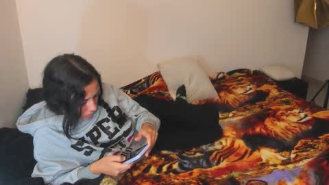 jhonny_ackerman online show from October 17, 2025, 8:28 am